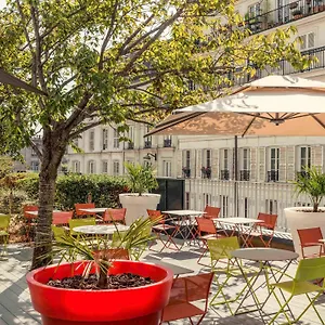 Mercure Montmartre Sacre Coeur Париж
