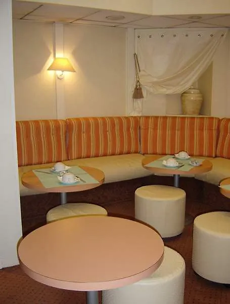 Hotel Fertel Etoile Parijs