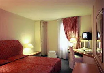 Hotel Fertel Etoile Parijs