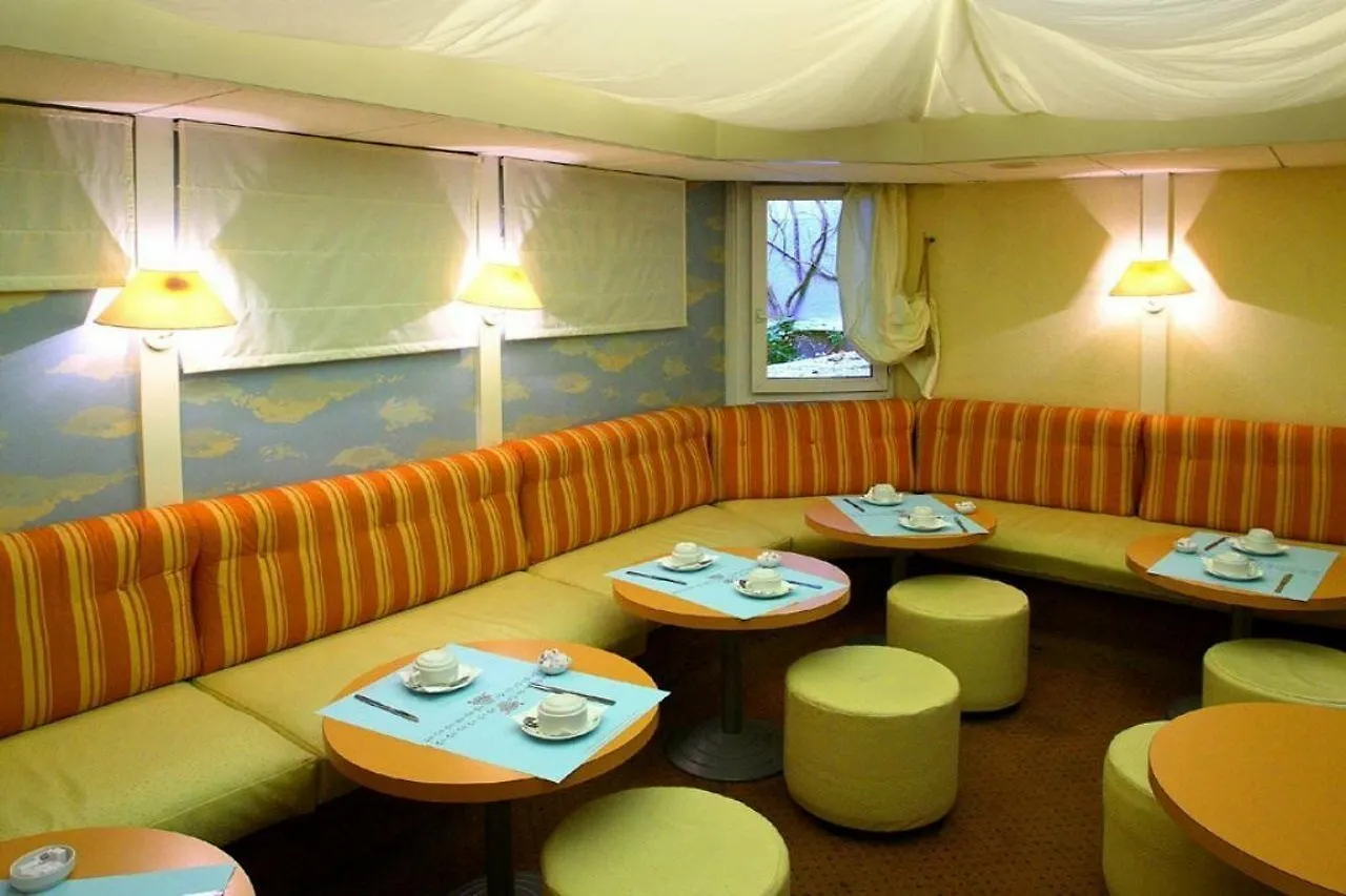 Hotel Fertel Etoile Parijs