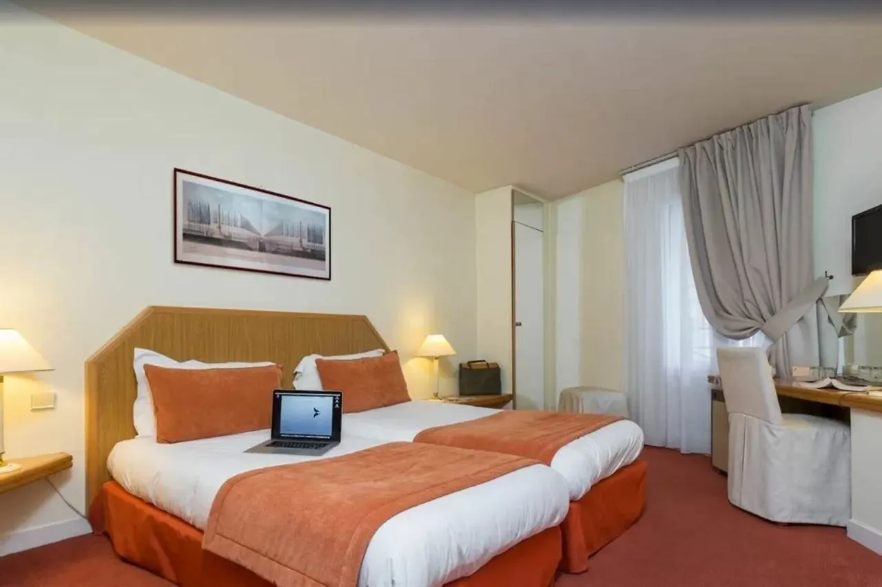 Hotel Fertel Etoile Parijs